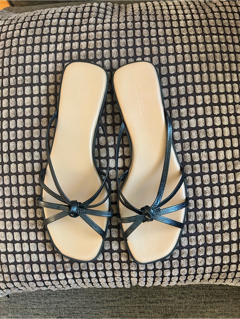Flattered Black Knot Strappy Slide Sandals